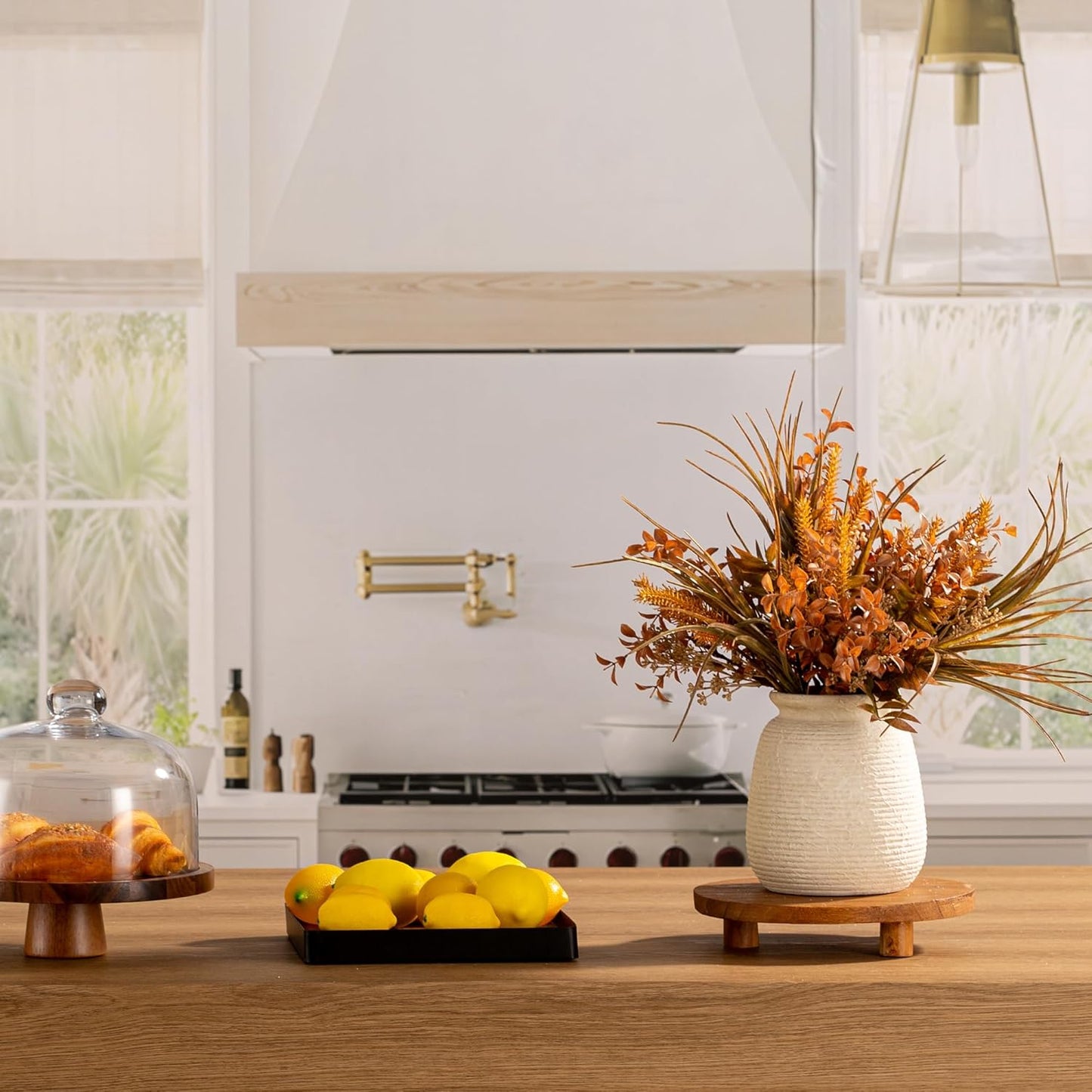 Ceramic Flower Vase, 6“ Small Rustic Farmhouse Vases Home Decor, Short Pottery Decorative Pampas Vase for Table Living Room Entryway Mantel Bookshelf Bedroom Bathroom Kitchen-White