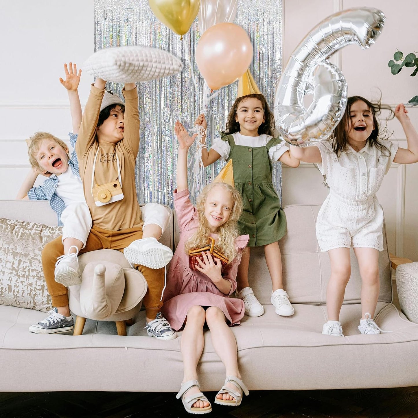 3 Pack Silver Backdrop Curtain Party Decorations Foil Fringe Backdrop Silver Tinsel Streamers Birthday Bachelorette New Year Christmas Wedding Baby Shower Disco Party Decorations