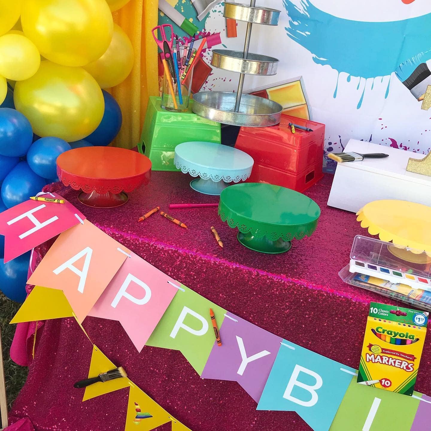 QueenDream Hot Pink Wedding Sequin Tablecloth 90 x 156 Inch Rectangle Glitter Table Cloth for Birthday Party Baby Shower Decor