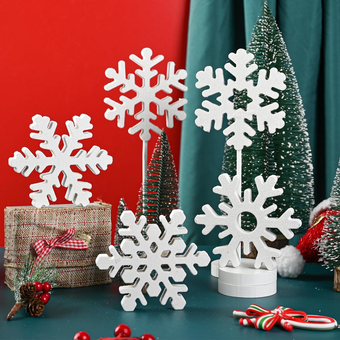 5 Pcs Wooden Christmas Snowflake Sign Winter White Glitter Snowflake Decorations Holiday Wonderland Snowflake Wood Stand Signs for Xmas Party Home Tabletop Tiered Tray Decor