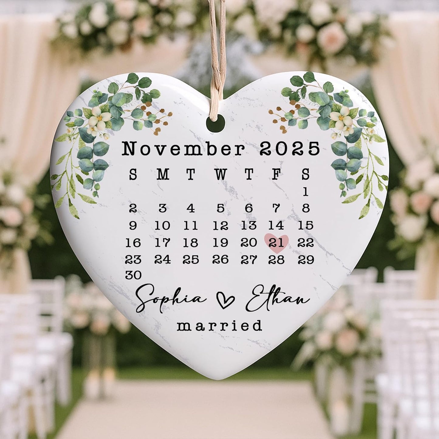 Love Signal Married Calendar Ceramic Ornament, Mr Mrs 2025 Ornaments Custom Name Date, Personalized Gift for Wedding Newlywed Engaged Couple Christmas