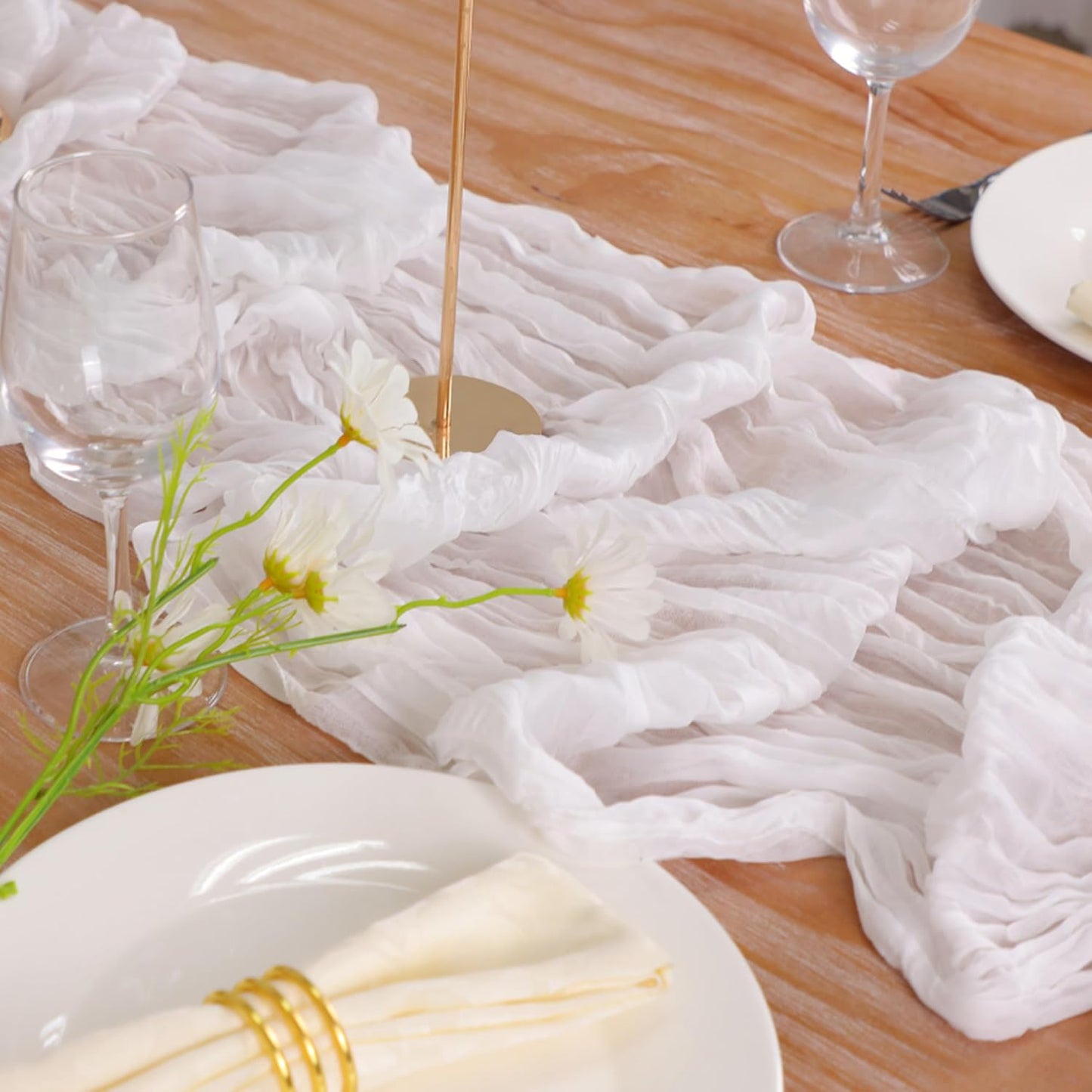 Snowkingdom 13Ft White Cheesecloth Table Runner, 160inch Long Cheese Cloth Boho Gauze Runner for Wedding Bridal Baby Shower Birthday Christmas Holiday Party Sheer Table Decorations