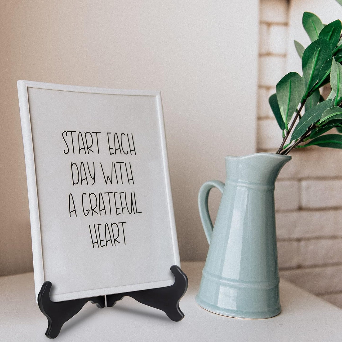 VERNUOS 4 pcs 7 Inch Wooden Display Stand Plate Holder Easels Dish Rack Photo Frame Holder for Wedding Decorations, Birthday Party and Home Decoration,Black