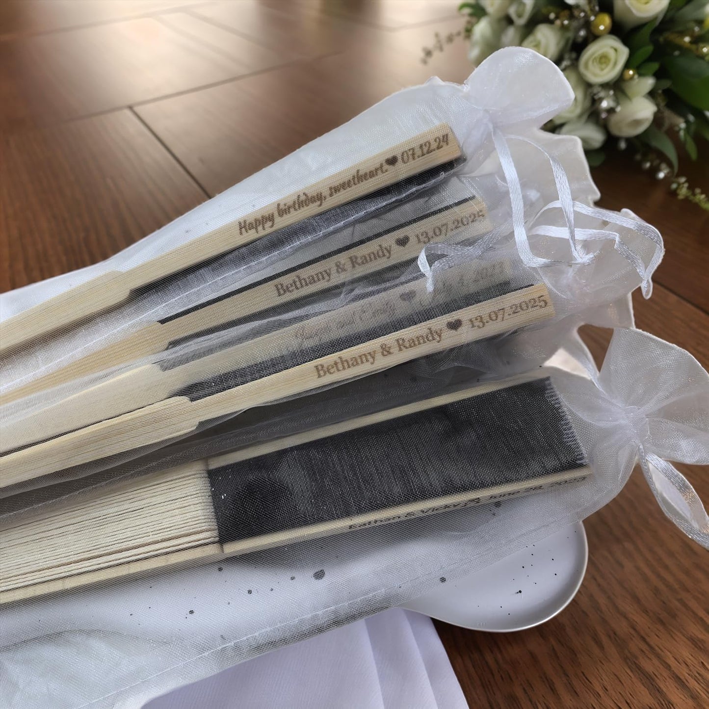 80Pcs Personalized Silk Fans Folding Hand Fan, Custom Wedding Bridal Party Favors, Summer Wedding Bride, Wedding Gift, Thank You Gift (Black)