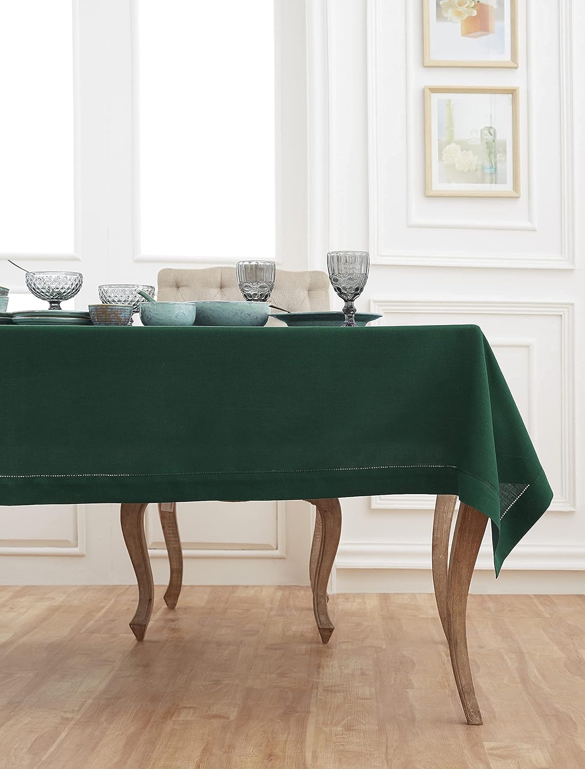 Solino Home Linen Tablecloth 60 x 120 Inch - Classic Hemstitch 100% Pure Linen Rainforest Green Table Cloth for Rectangle Tables - Machine Washable Tablecloth for Fall, Thanksgiving, Christmas
