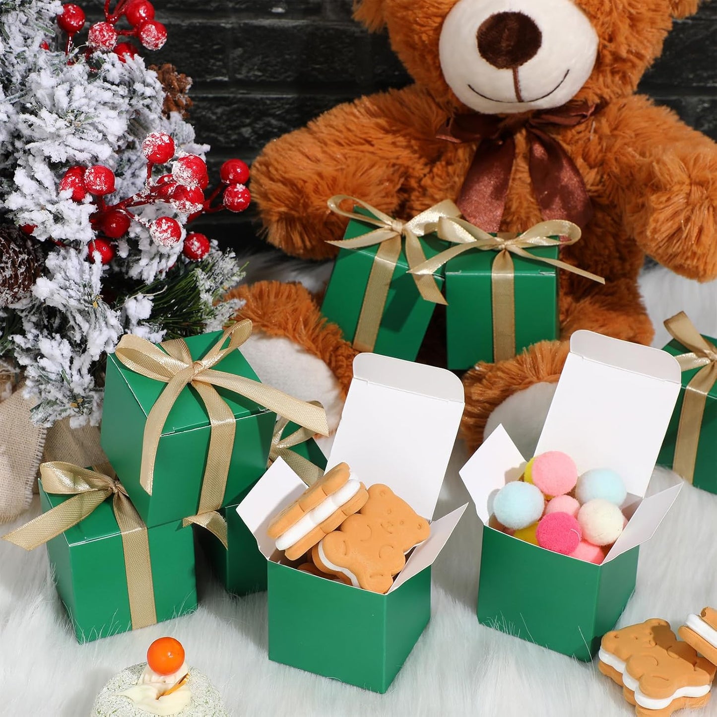 Jutom 100 Pcs Mini Favor Boxes Extra Small Candy Boxes Paper with Gold Ribbon for Christmas Thanksgiving Day Birthday Wedding Anniversary Supplies(2 x 2 x 2 Inch,Green)