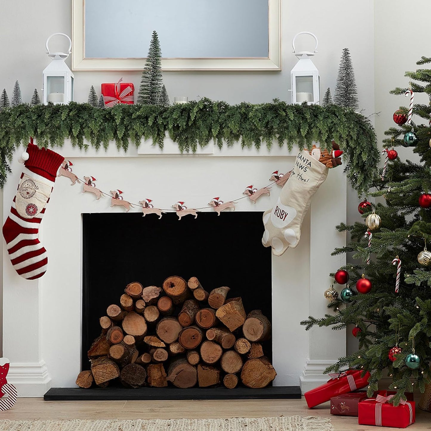 Realistic Christmas Garland for Mantle 9FT Real Touch Thick/Lush Artificial Cedar Garlands Christmas Decorations Indoor Christmas Garland for Stairs Railing Outdoor Table Xmas Holiday Decor Greenery