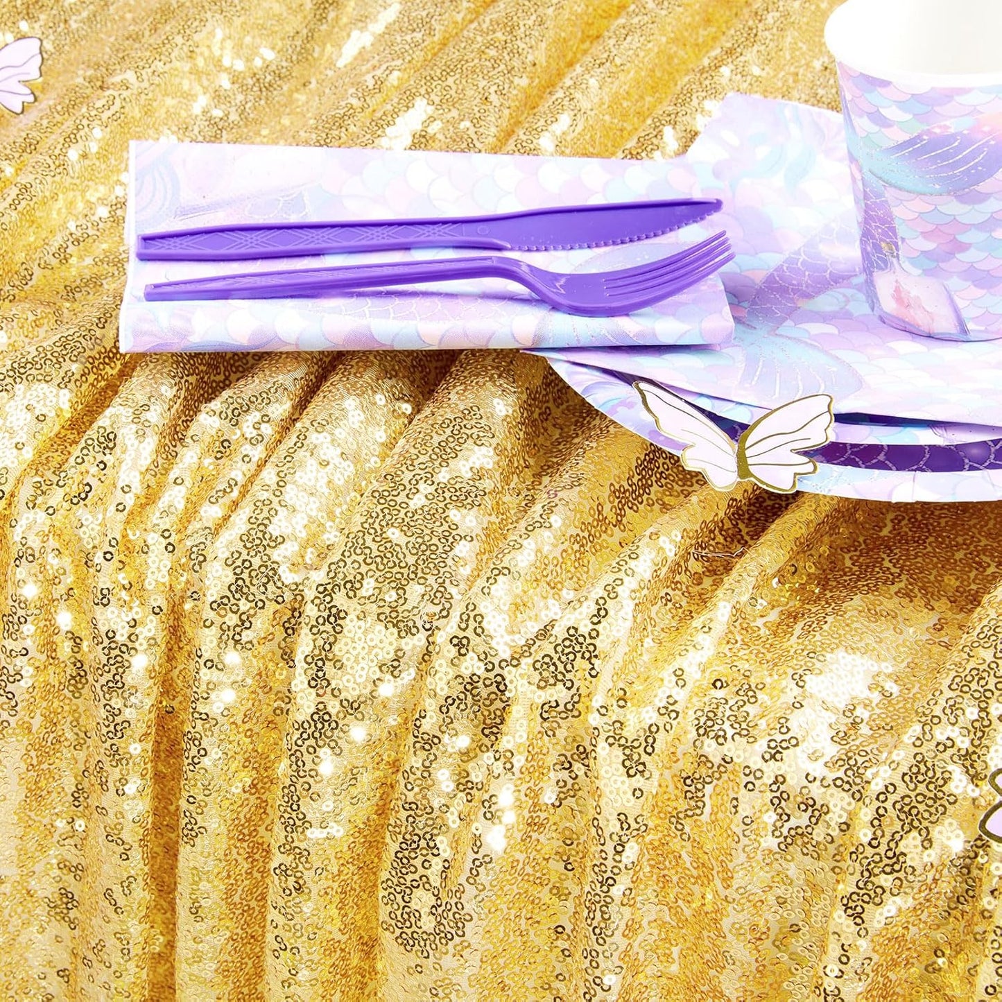 QueenDream 90x132inch Rectangle Sparkly Gold Sequin Tablecloth Wedding Glitter Tablecloth for Birthday Party Decor