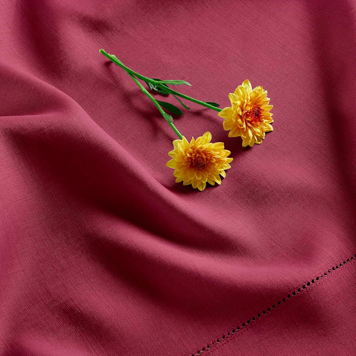 Solino Home Beet Linen Tablecloth 60 x 90 Inch - 100% Pure Linen Hemstitch Table Cloth for Rectangle Tables - Classic Hemstitch, Machine Washable Tablecloth for Fall, Thanksgiving, Christmas, Holiday